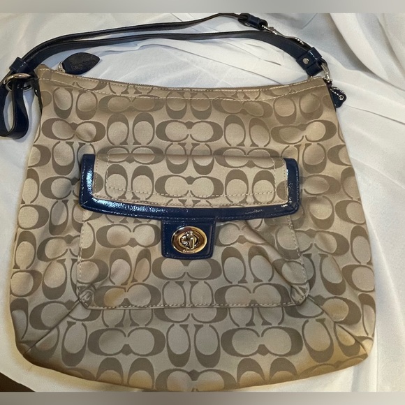 STUNNING BLUE and Khaki Coach Like New Penelope Signature Sateen Shoulder Bag - Picture 2 of 16